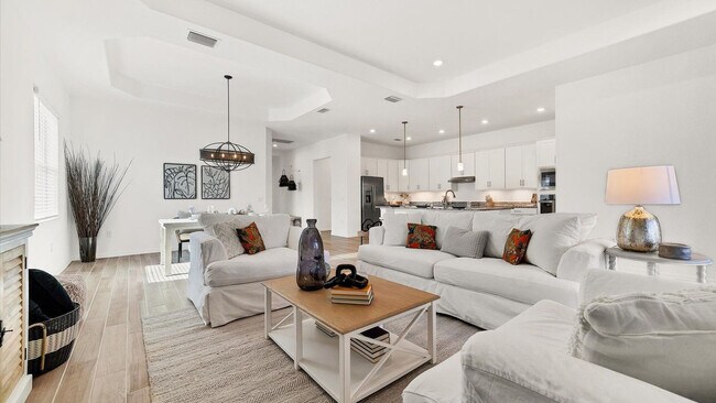 Foto del edificio - 14724 Cherry Blossom Wy