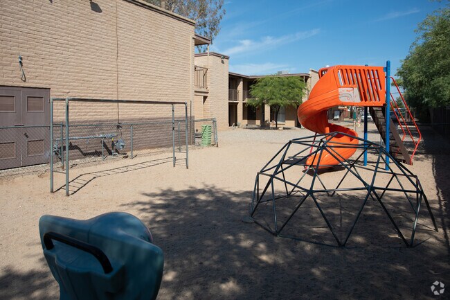 Foto del edificio - Vista Hermosa Apartments