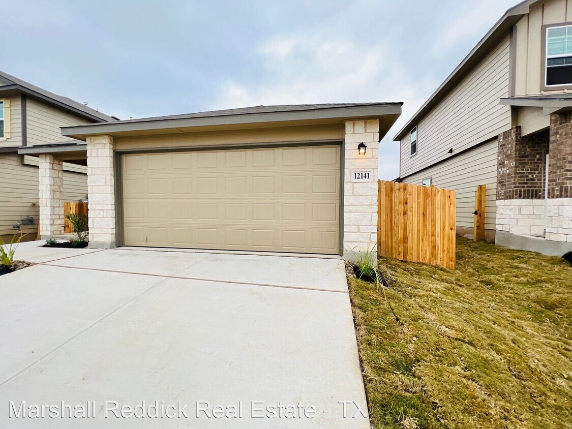 Primary Photo - 3 br, 2 bath House - 12141 Pease Riv 12141...