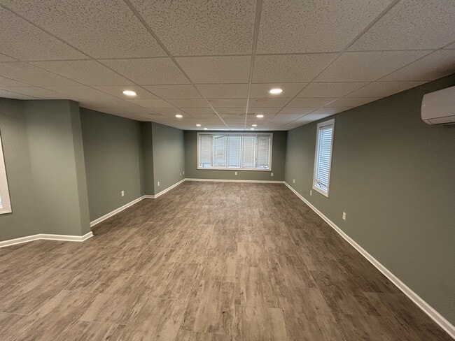 Building Photo - 4904 Mountain Laurel Dr