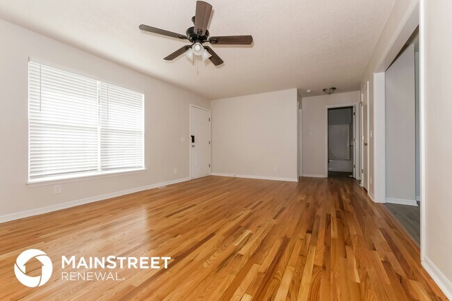 Foto del edificio - 406 Brookside Cir