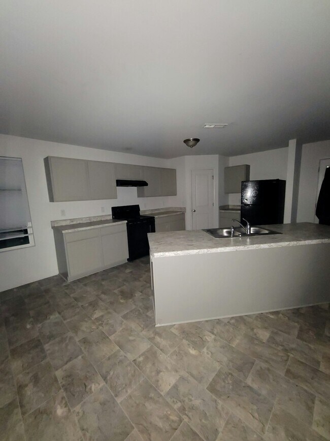 Foto del edificio - 285 Riley Wy