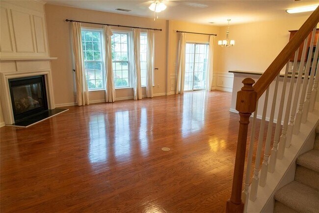 Foto del edificio - 13323 Marrywood Dr