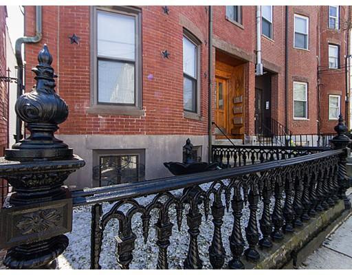 Building Photo - 233 Webster St