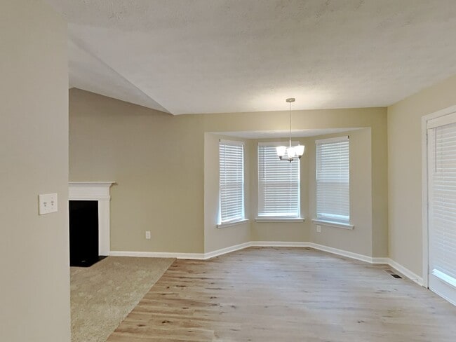 Building Photo - 188 Hale Haven Dr