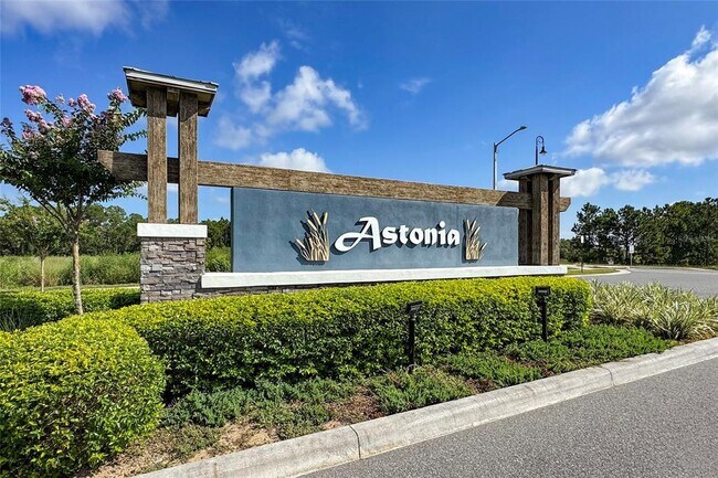 Foto del edificio - 355 Lily Ln