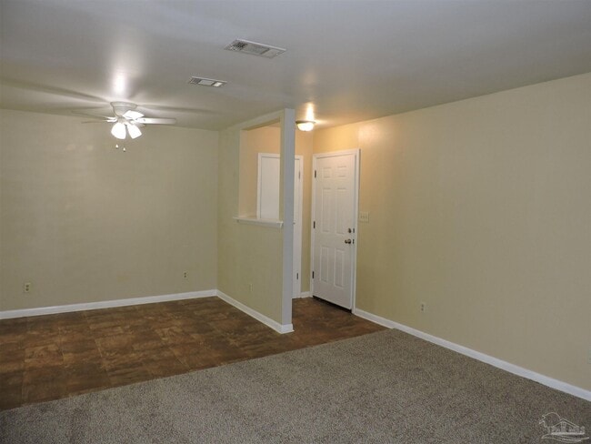 Building Photo - 130 E 9 Mile Rd