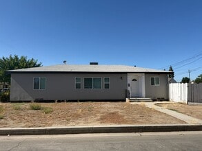 Building Photo - 1424 Sycamore Dr