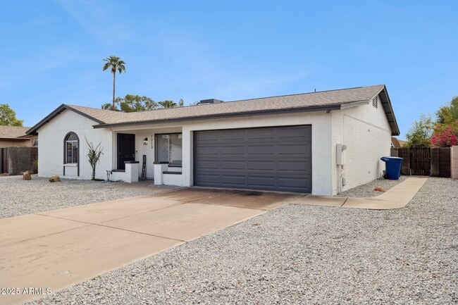 Building Photo - 1713 W Cortez Cir