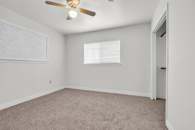 Foto del edificio - 809 Brooks St