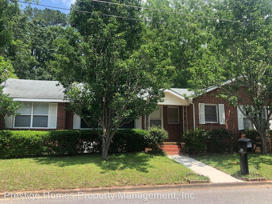 3 br, 2 bath House 105 Alabama Street House Rental in Enterprise