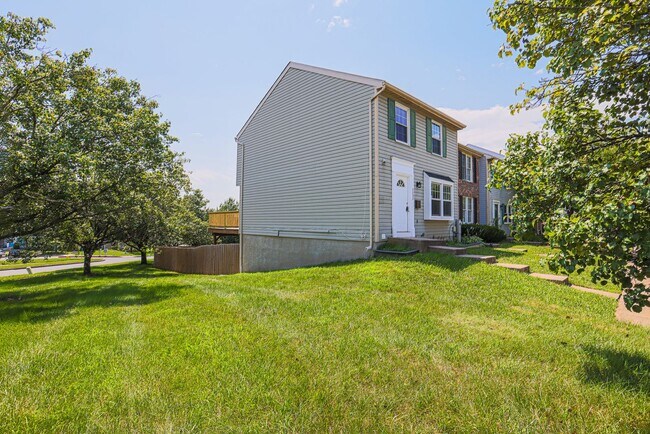 Building Photo - 3362 Raccoon Court