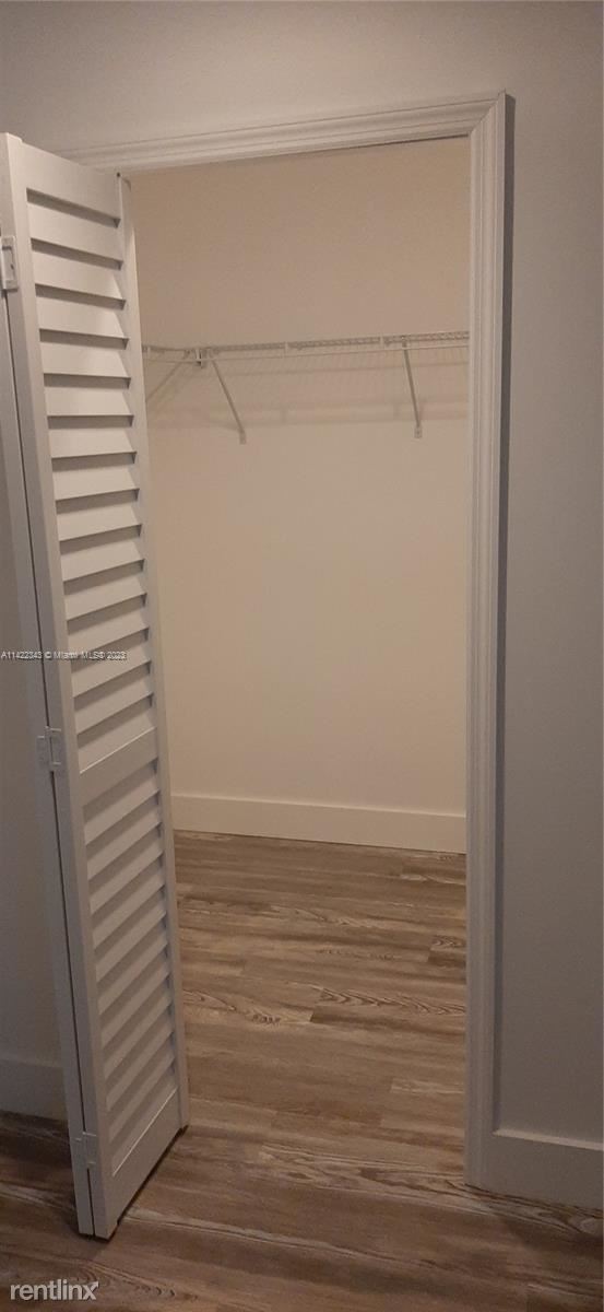Foto del edificio - 3 br, 2.5 bath Townhome - 2208 SW 3rd Ave # B