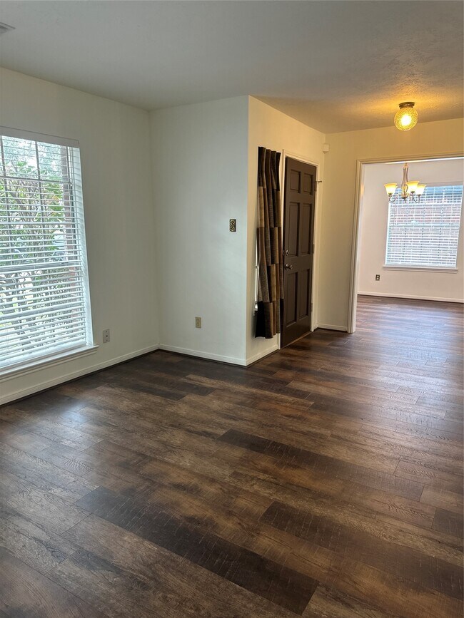 Building Photo - 16506 Canario Dr