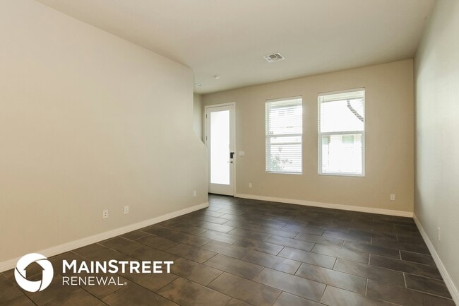 Foto del edificio - 2000 N 36th St