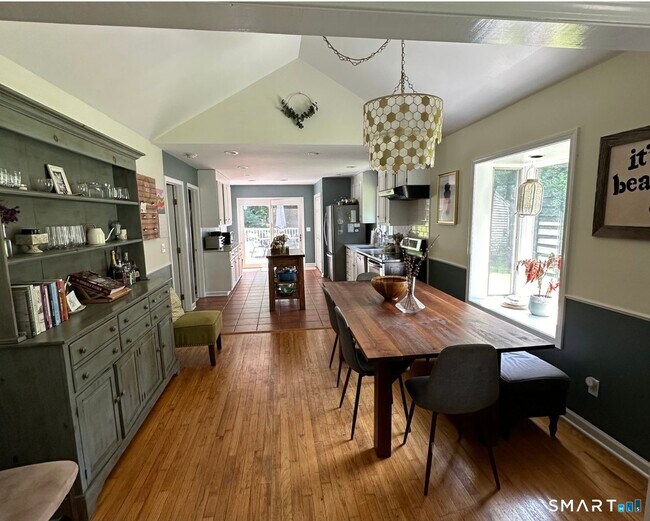 Foto del edificio - 11 Orchard Hill Rd