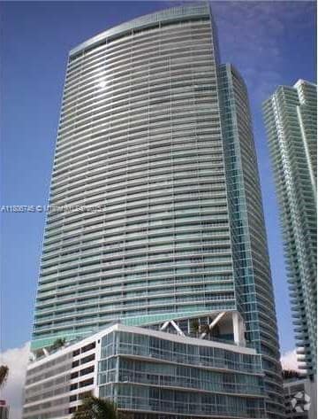 Building Photo - 888 Biscayne Blvd
