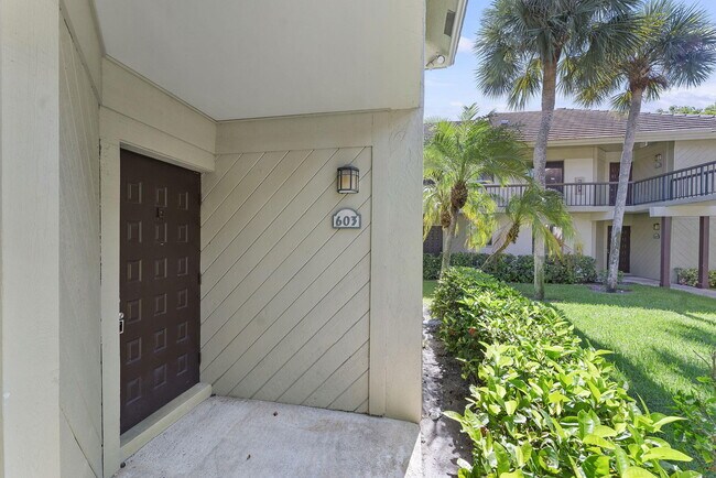 Foto del edificio - 159 NW 70th St