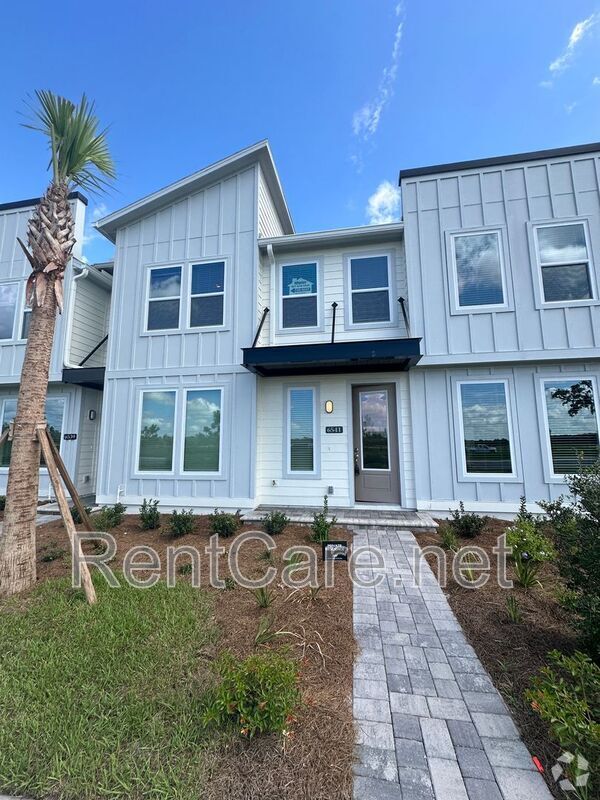 Building Photo - 6541 Cyrils Dr