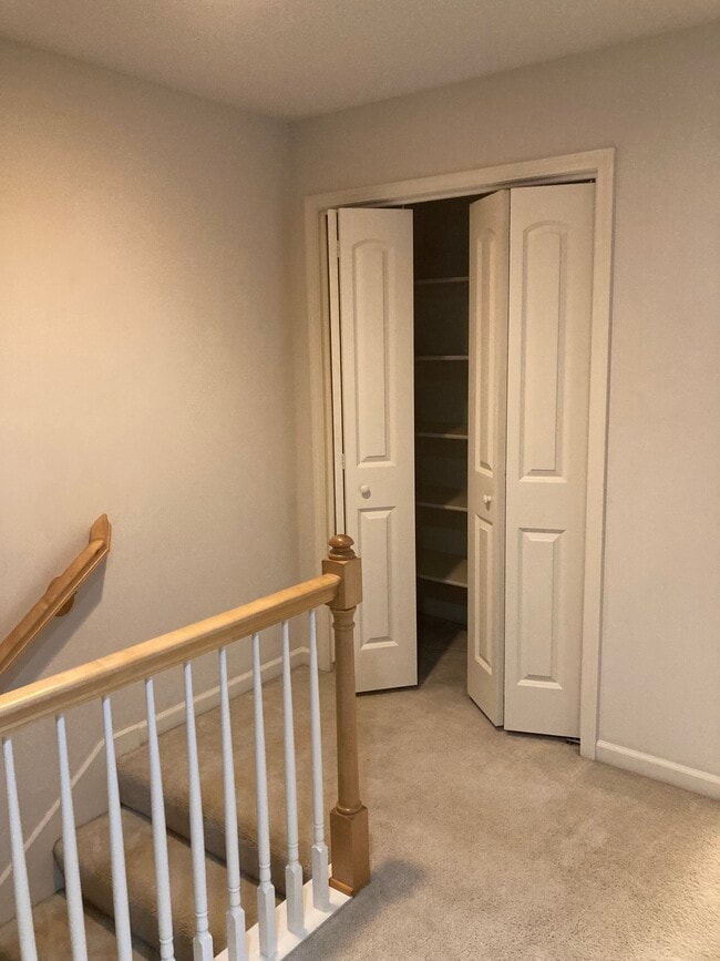 Foto del edificio - 274 N Ferrel St