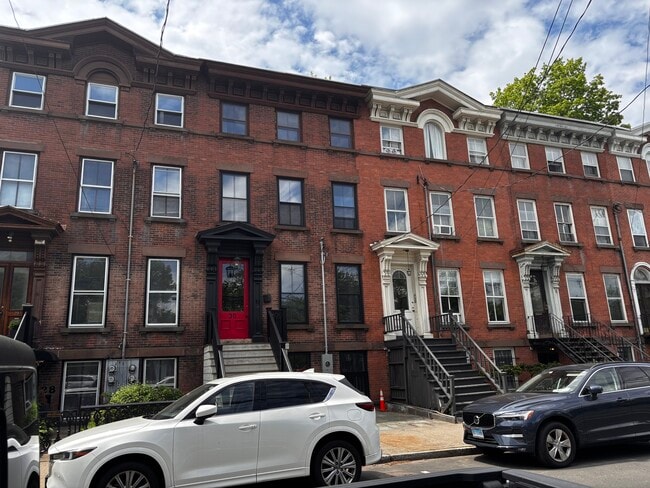 Building Photo - 30 Trumbull St