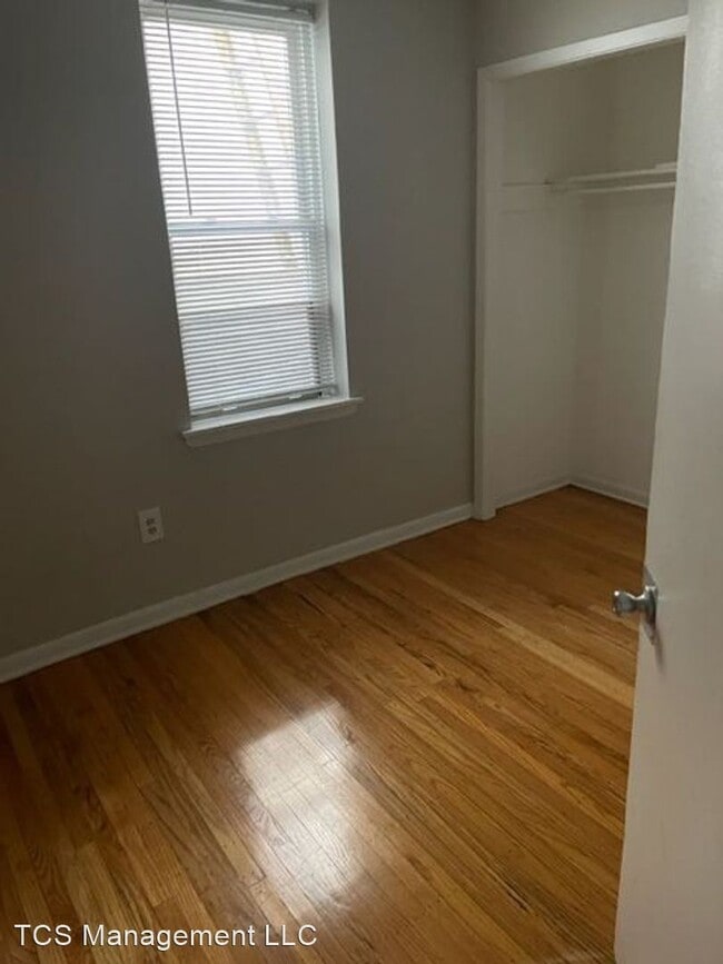 Building Photo - 2 br, 1 bath House - 632 N 32nd St