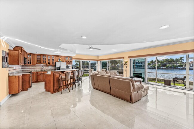 Foto del edificio - 1166 Hillsboro Mile