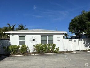 Building Photo - 1418 N Federal Hwy