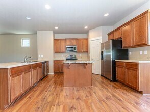 Building Photo - 20713 SW Sister Ln