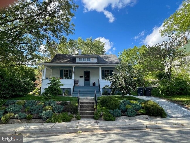 Building Photo - 4116 Hamilton St