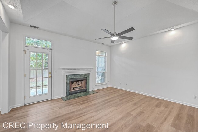 Building Photo - 3 br, 2 bath House - 8428 Walsham Street