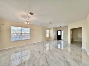 Building Photo - 7710 Sapulpa Ln