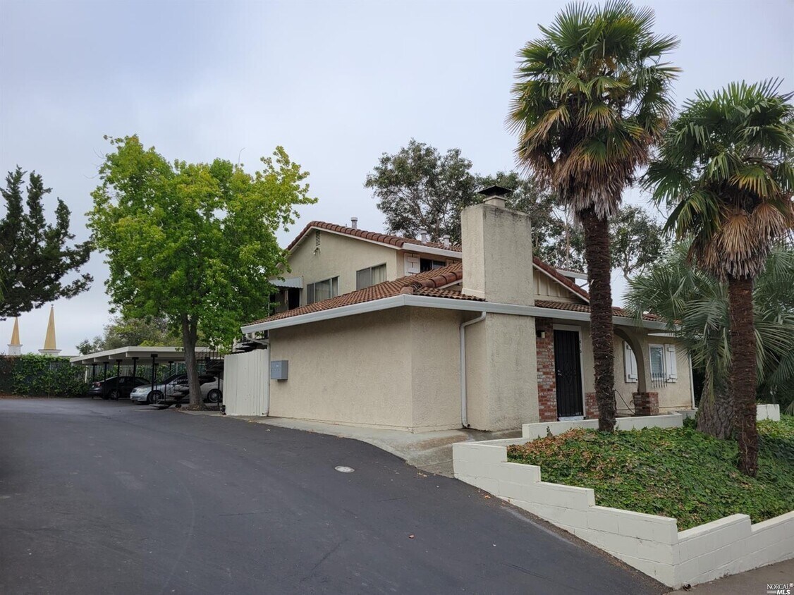 615 Pope Dr Unit C, Vallejo, CA 94591 Room for Rent in Vallejo, CA