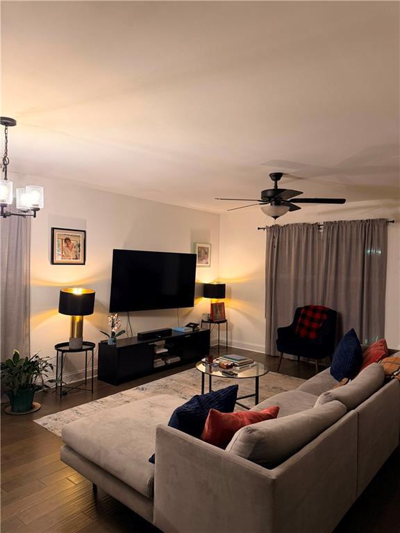 Building Photo - 810 Welch St SW