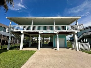 Building Photo - 22810 Fresca St