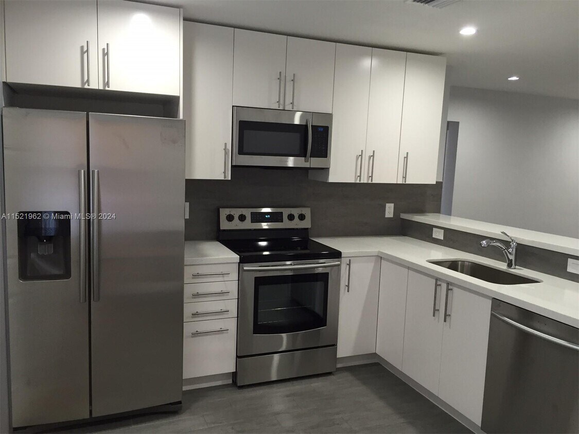 Foto principal - 5619 Buchanan St
