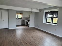 Foto principal - 168 Pine St