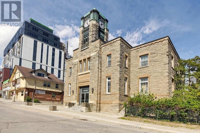 Building Photo - 70 Mill St