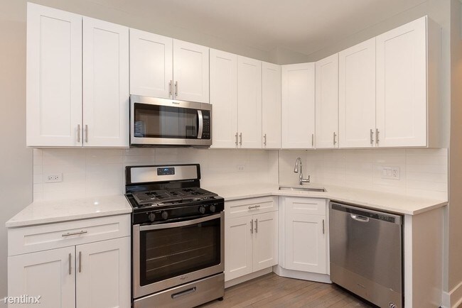 Building Photo - 4113 N Damen Ave