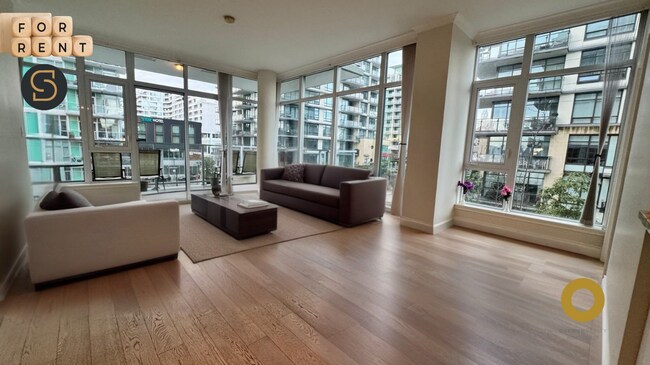 Building Photo - 185 Victory Ship Way