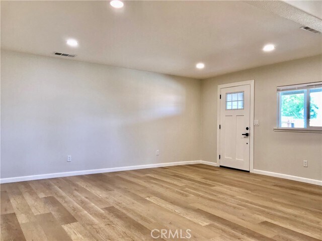Building Photo - 2040 Finley East Rd
