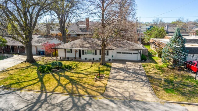 Building Photo - Gorgeous Mid-Century Home Newly Renovated ...