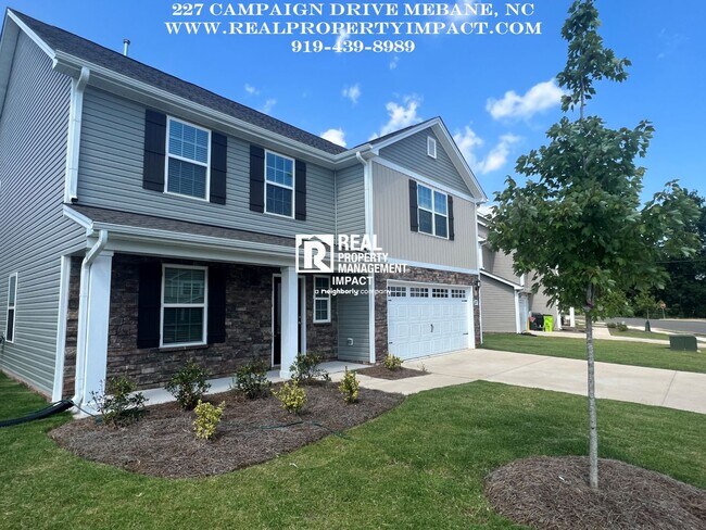 Foto del edificio - FALL SPECIAL (1/2 OFF ONE MONTH OF RENT) B...