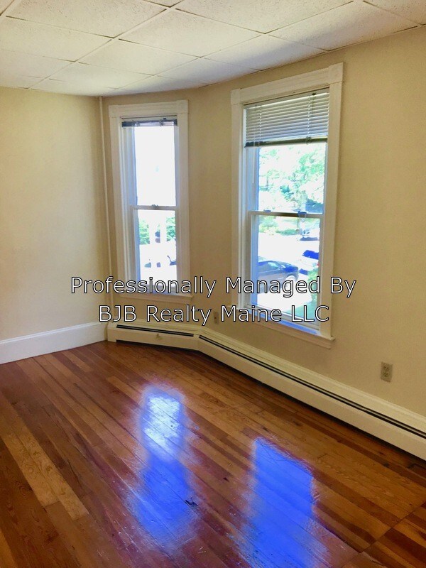 168 Washburn Ave Unit 1, Portland, ME 04102 Condo for Rent in