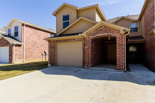Building Photo - 1411 Bayfield Dr