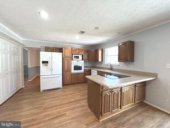 Foto del edificio - 8220 Grainfield Rd