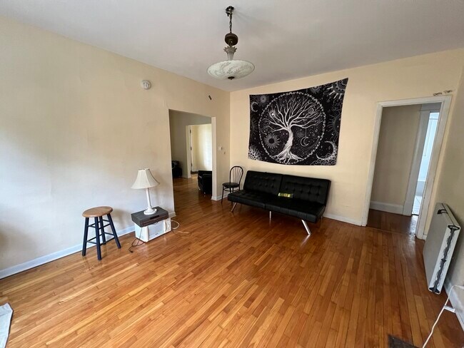 Foto del edificio - 852 Sumner Ave