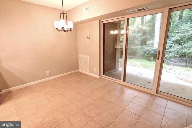 Foto del edificio - 11658 Stoneview Square