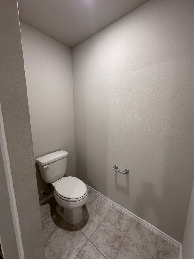 Foto del edificio - 1104 Prairie Clover Rd