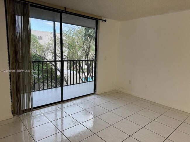 Foto del edificio - 8400 SW 133rd Avenue Rd